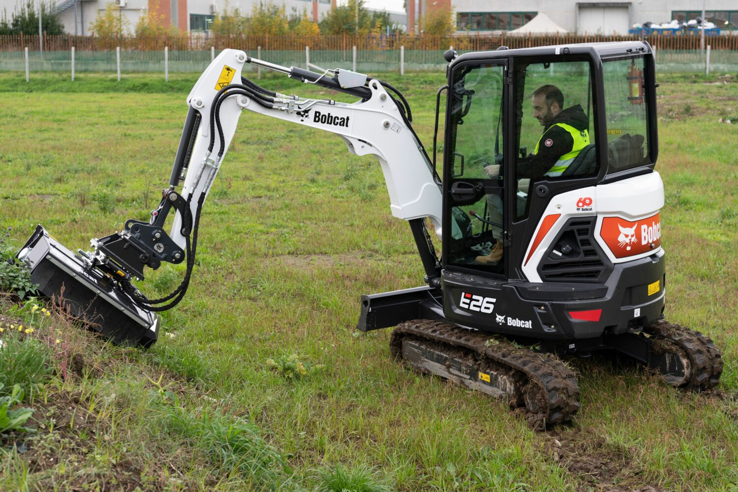 Large-E26_application_D500183 20181127